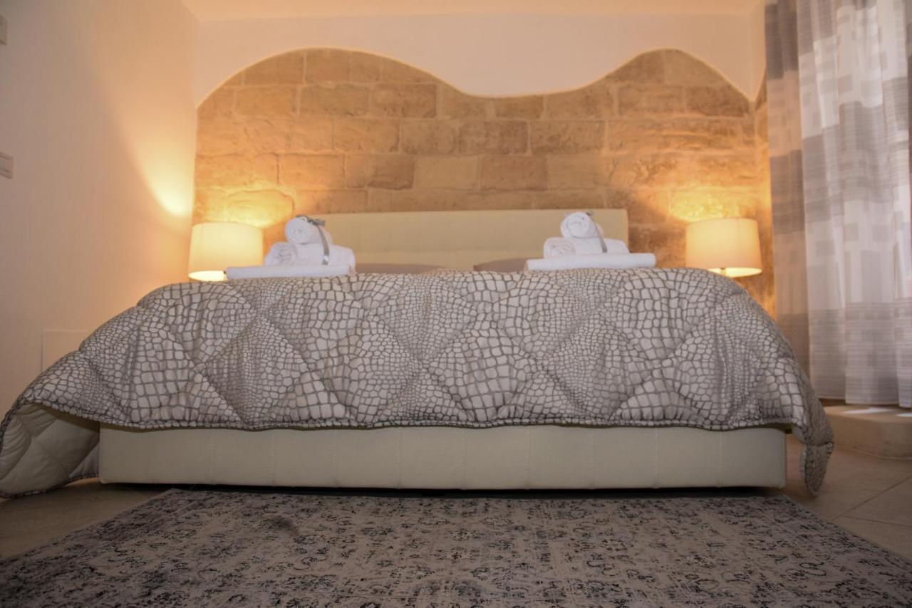 Ferrante D'Aragona Rooms Lecce Zewnętrze zdjęcie