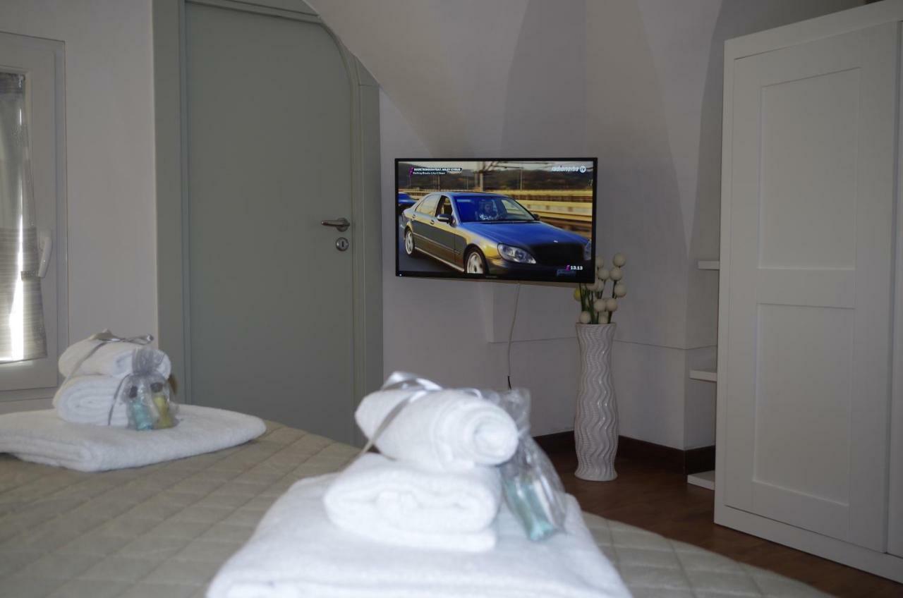 Ferrante D'Aragona Rooms Lecce Zewnętrze zdjęcie
